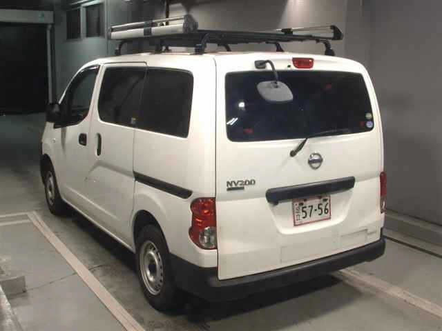 Nissan NV200 2021