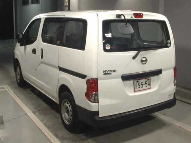 Nissan NV200 2016
