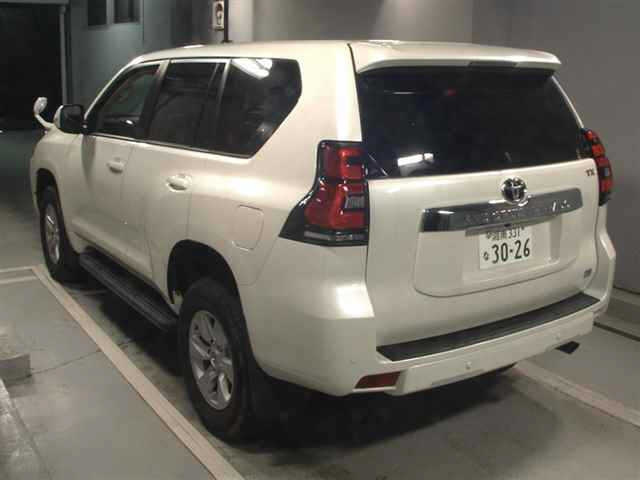 Toyota Land Cruiser Prado 2023