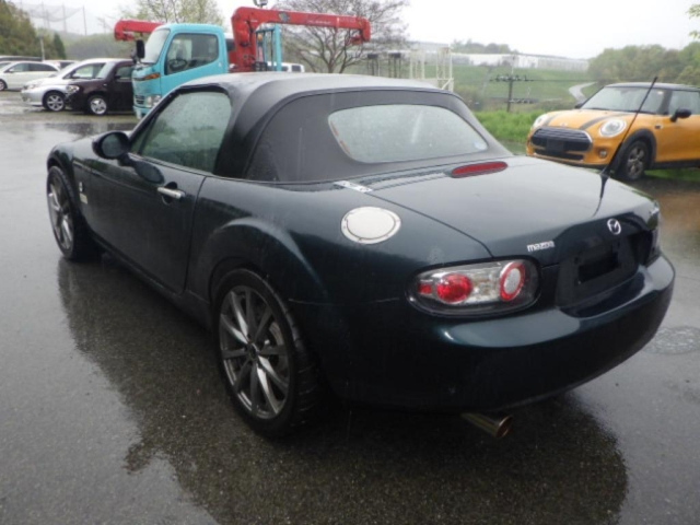 Mazda Roadster 2005