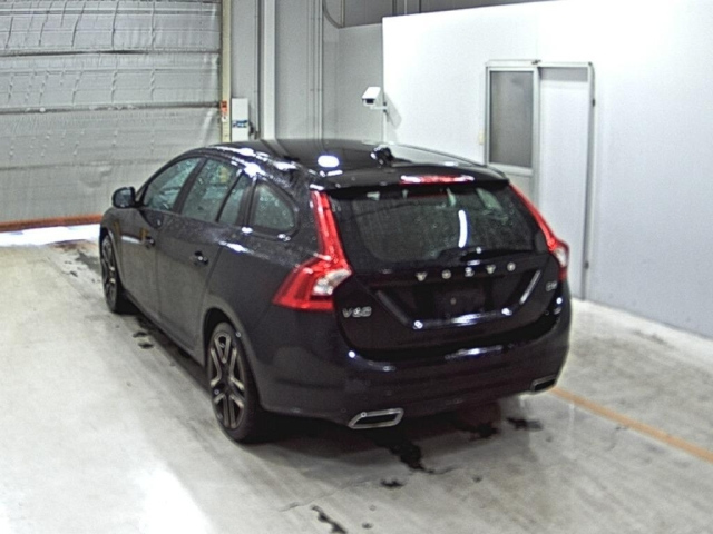 Volvo V60 2017