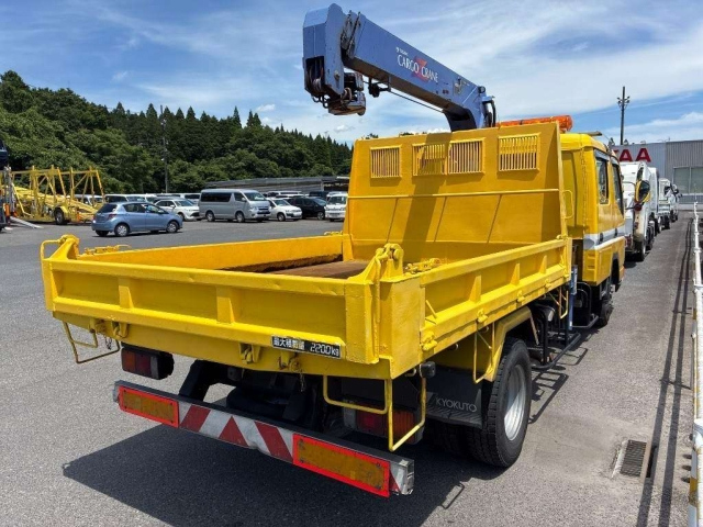 Mitsubishi CANTER 2009