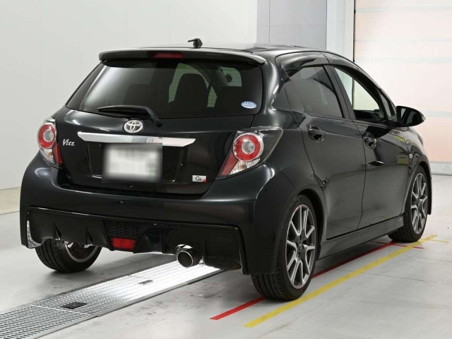 Toyota Vitz 2013