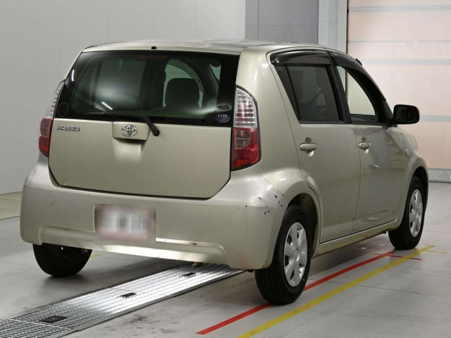 Toyota Passo 2009
