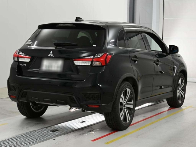 Mitsubishi RVR 2024