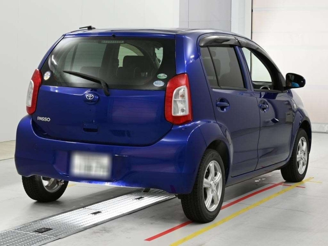Toyota Passo 2016
