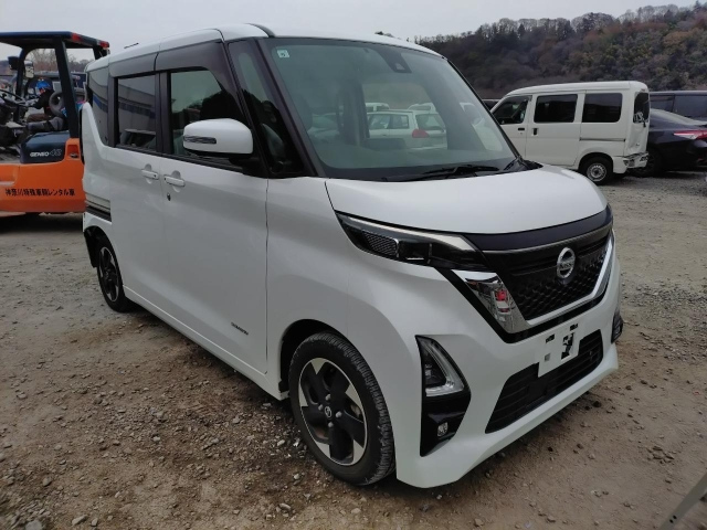 Nissan Roox 2021