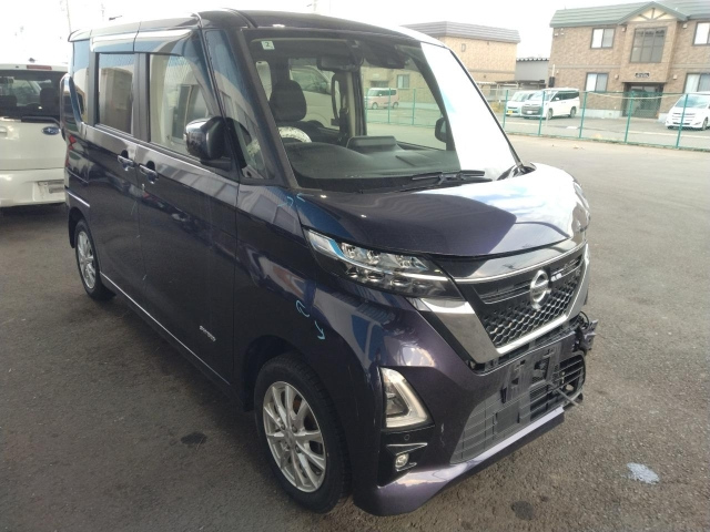 Nissan Roox 2022