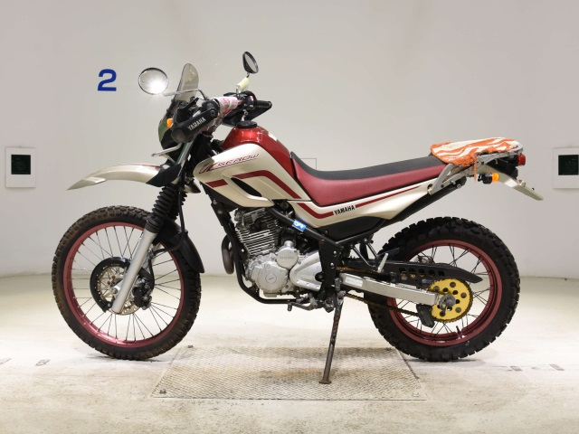Yamaha SEROW 250