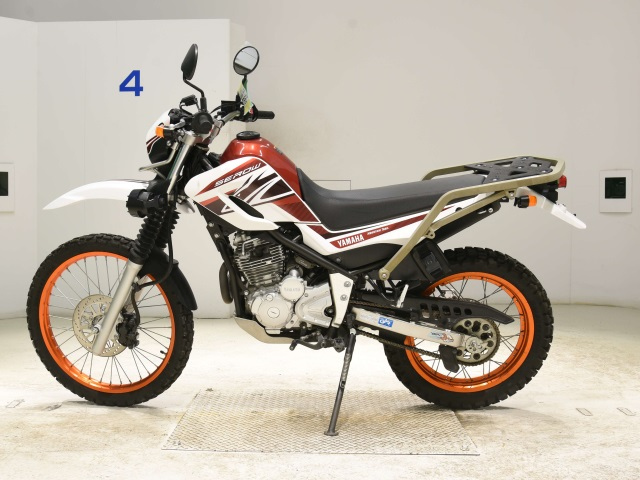 Yamaha SEROW 250-2