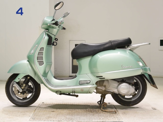Vespa VESPA GT200L