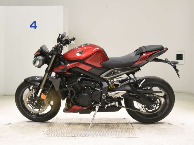 Triumph TRIUMPH STREET TRIPLE RS 2024