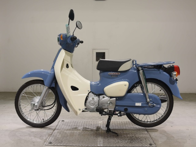 Honda C50-3