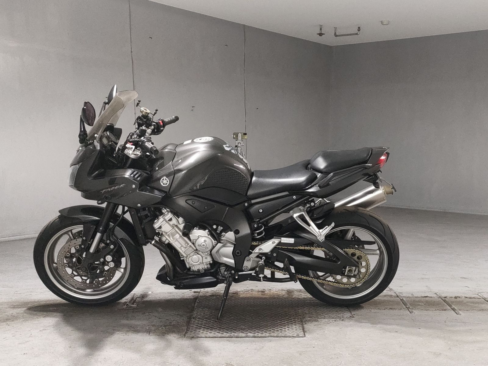 Yamaha FZ-1 FEATHER 2010