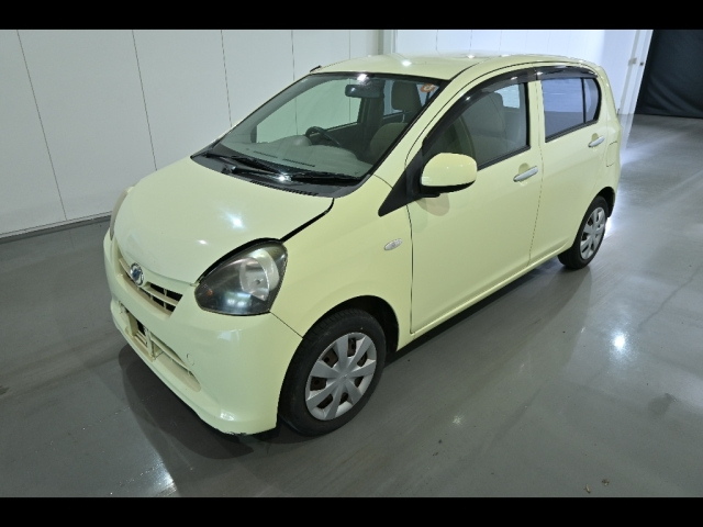 Daihatsu Mira e:S 2012