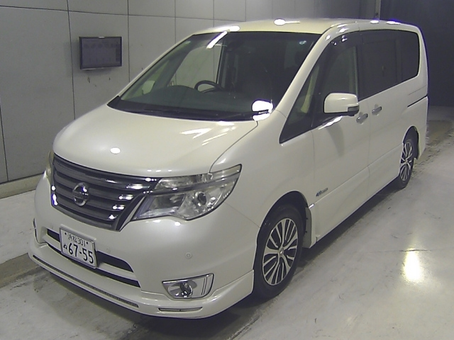 Nissan Serena 2016