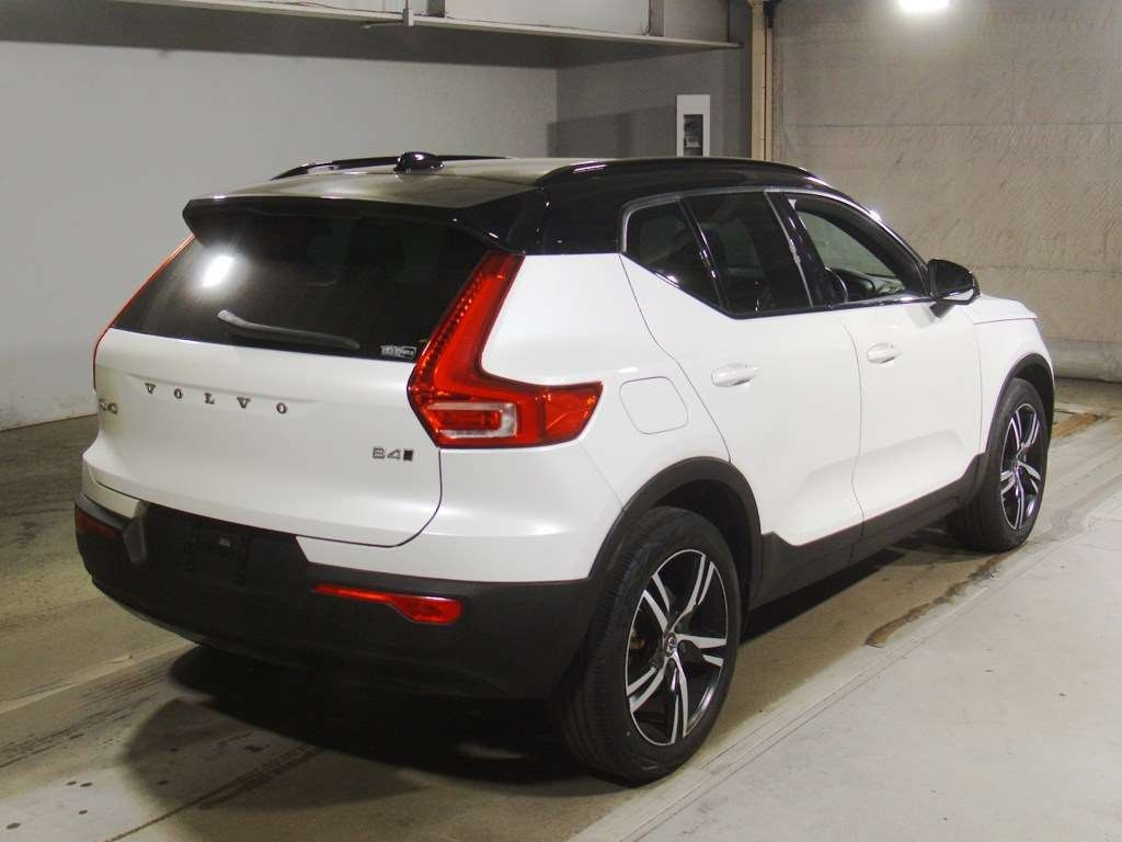 Volvo XC40 2021