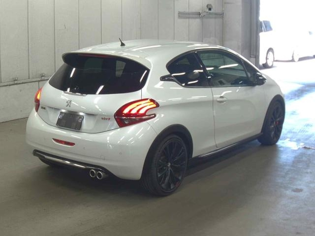 Peugeot 208 2017
