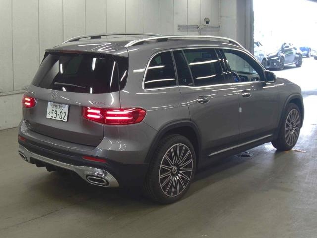 Mercedes-Benz GLB 2024