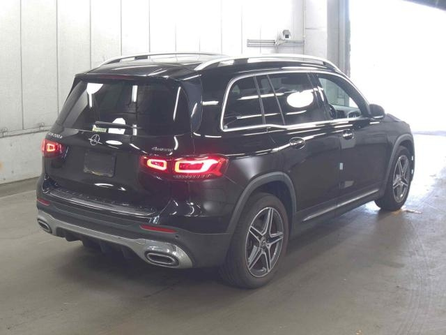 Mercedes-Benz GLB 2021