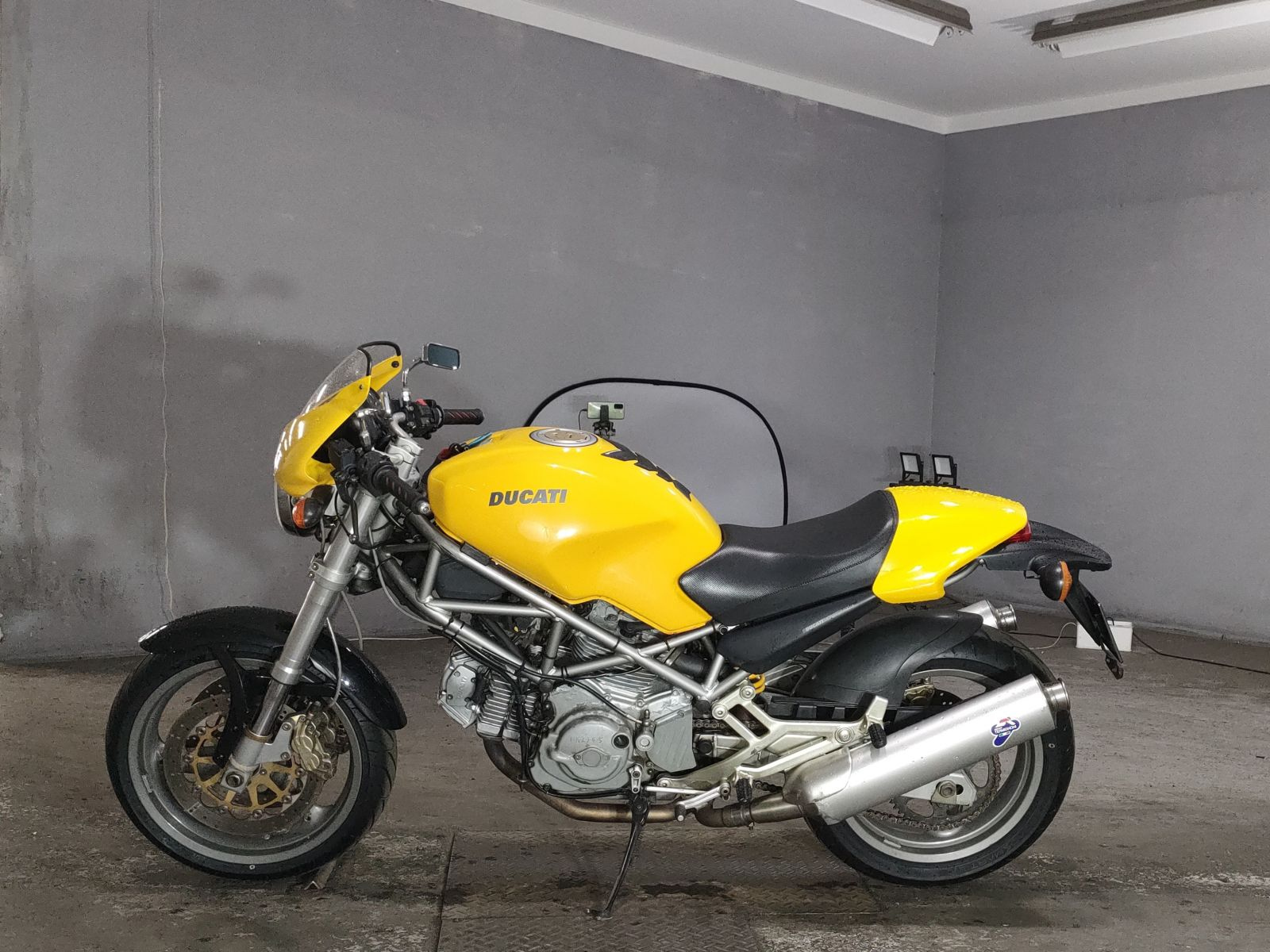 Ducati DUCATI MONSTAR 400 2004