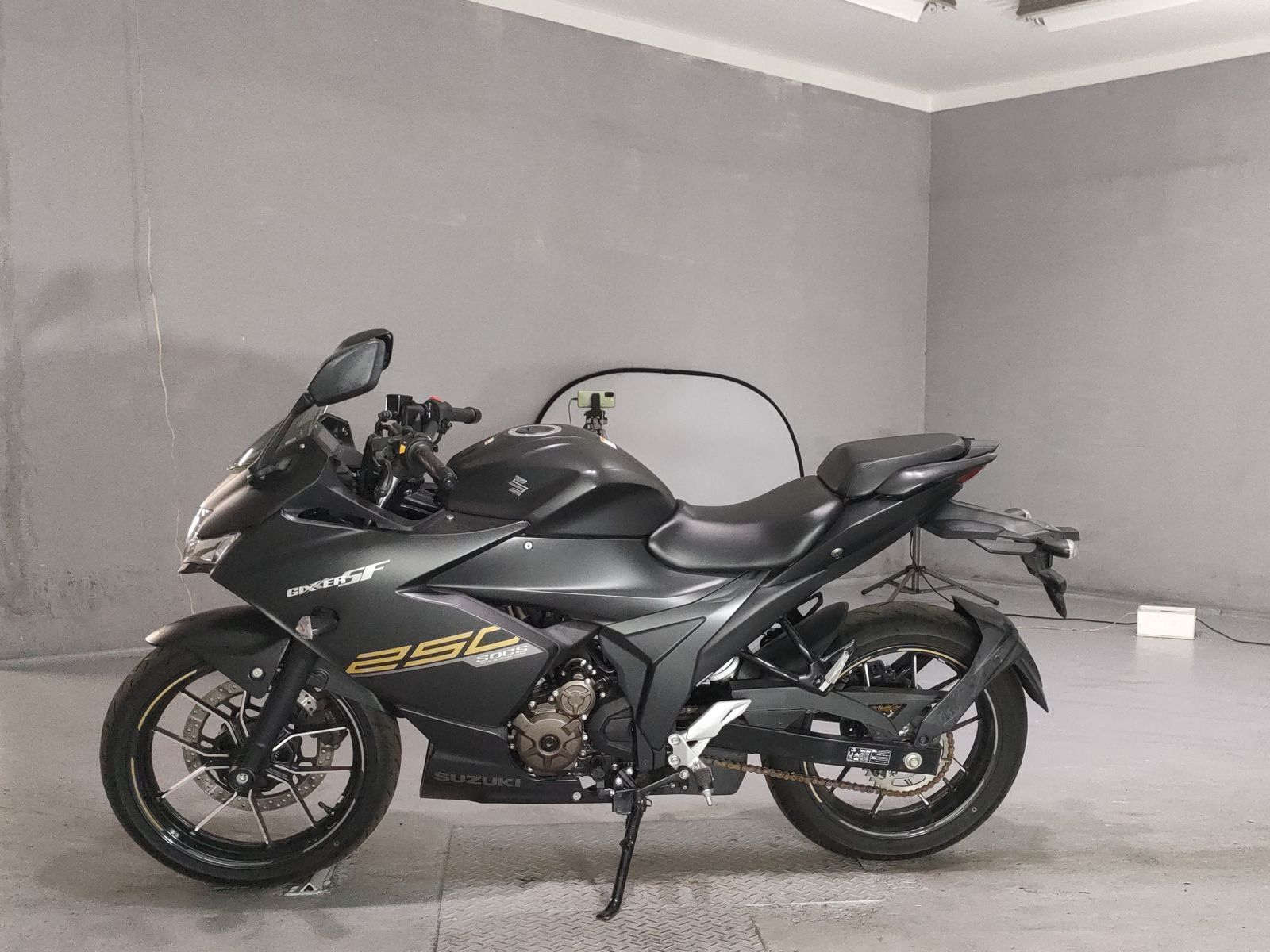Suzuki JIKUSA-SF250
