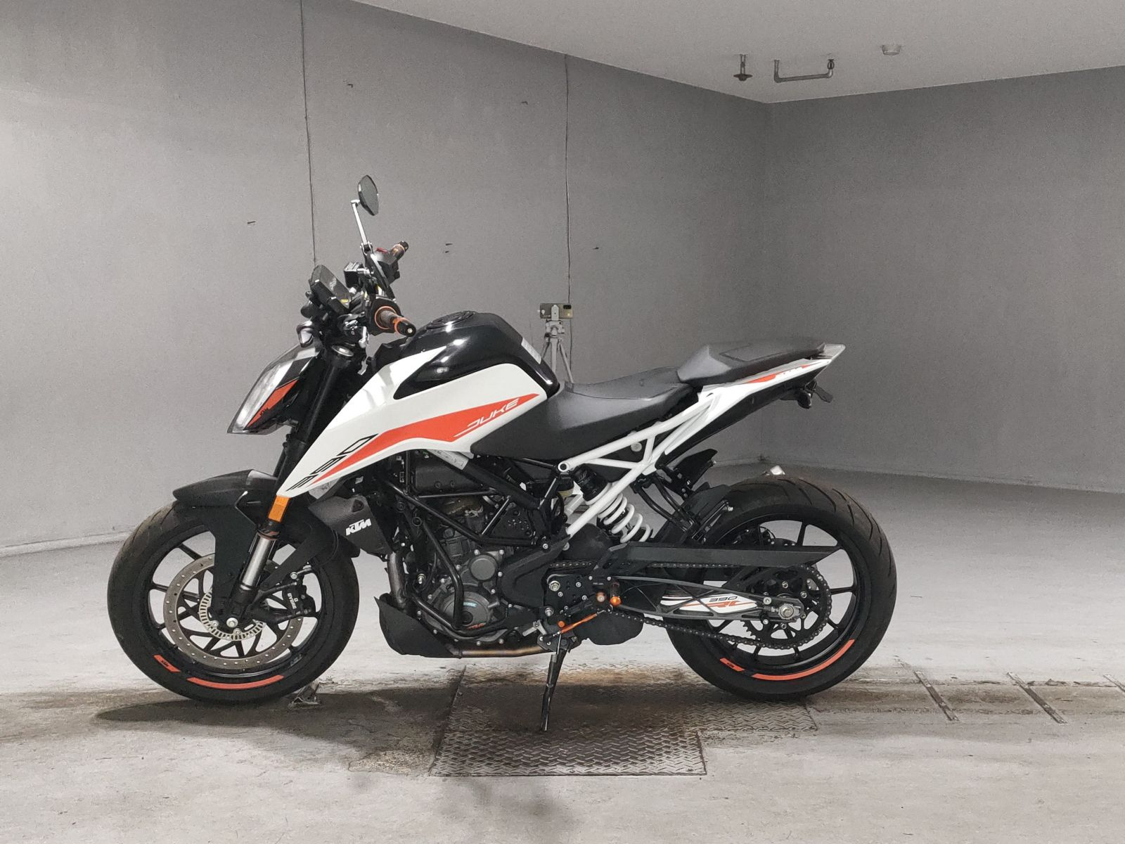 KTM KTM 390 DUKE 2022