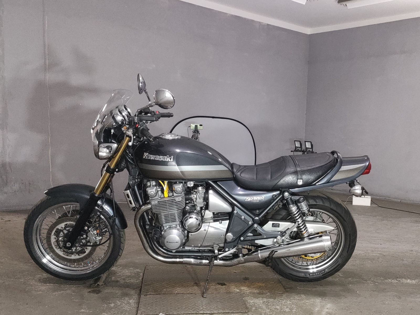Kawasaki ZEPHYR1100RS 2002