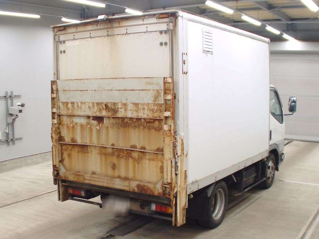 Mitsubishi CANTER 2000
