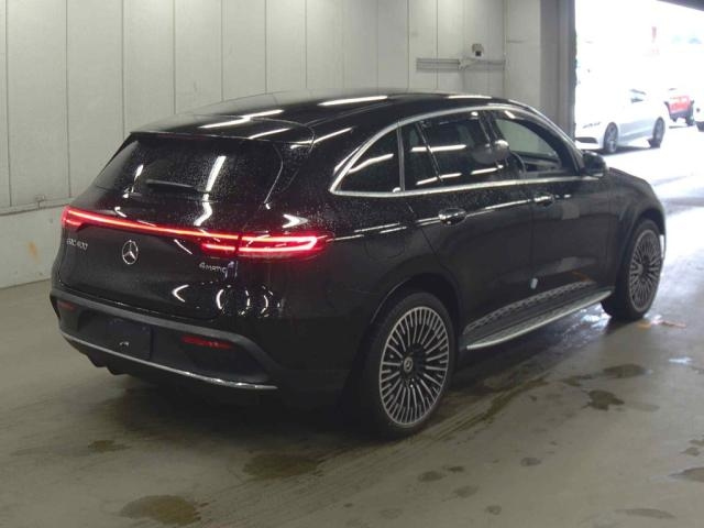 Mercedes-Benz EQC 2020