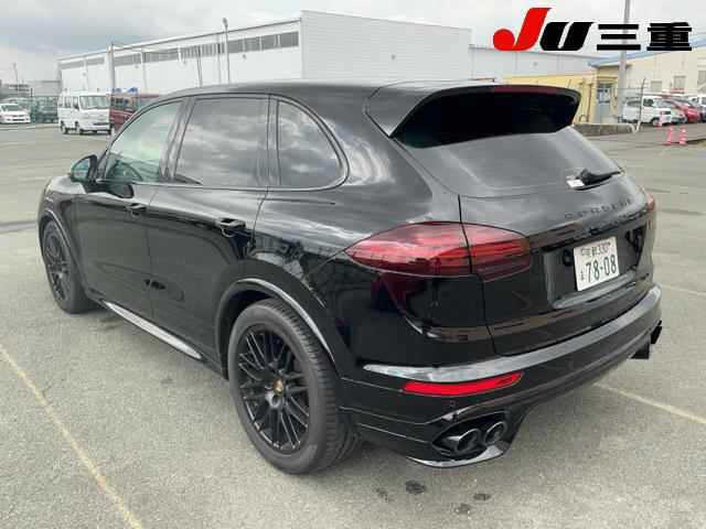 Porsche Cayenne 2017