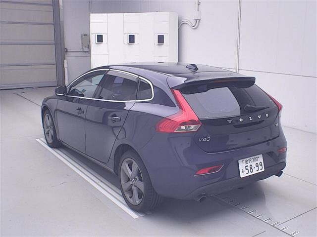 Volvo V40 2013