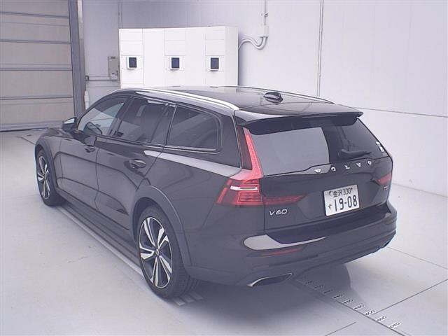 Volvo V60 2019