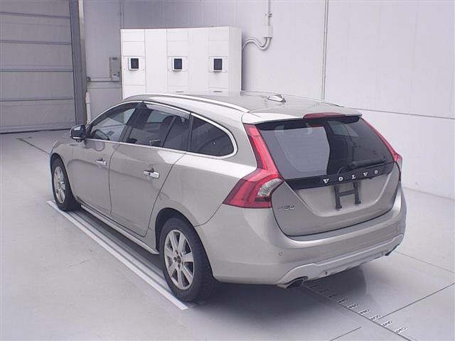 Volvo V60 2011