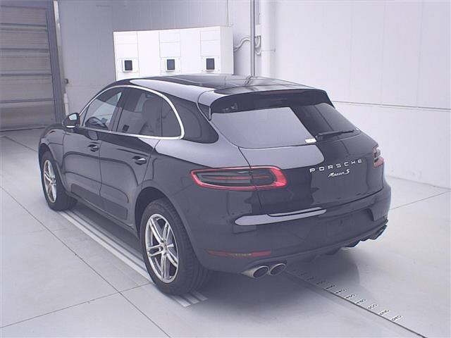 Porsche Macan 2015