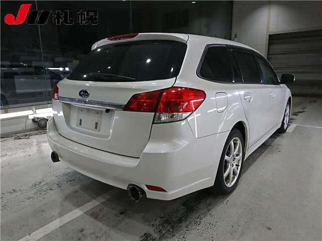 Subaru Legacy 2011