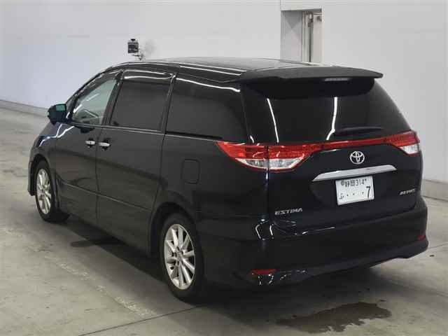 Toyota Estima 2009