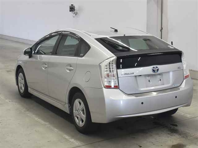 Toyota PRIUS+ 2009