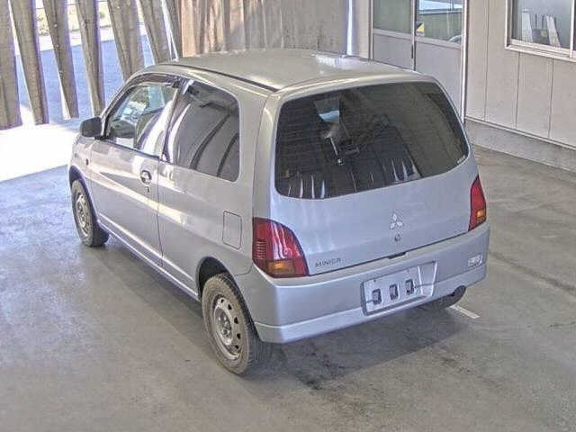 Mitsubishi Minica 2007