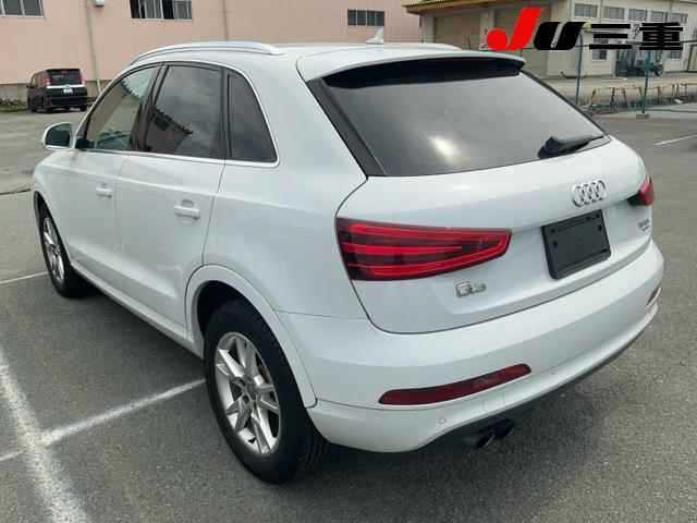 Audi Q3 2015