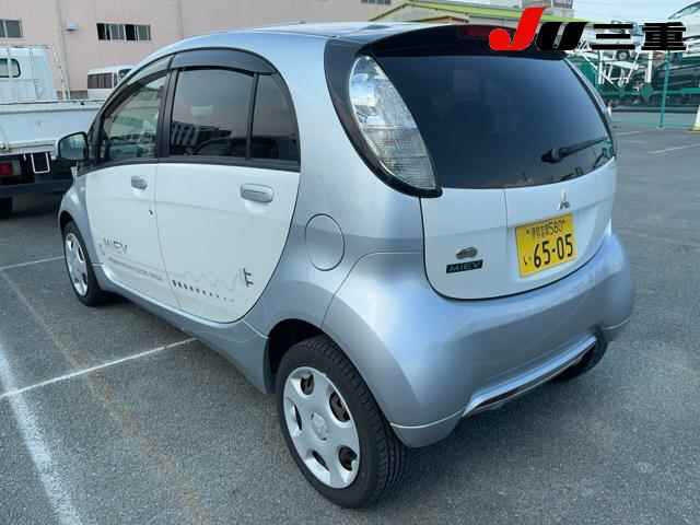Mitsubishi i 2014