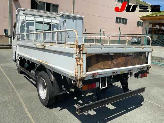 Mitsubishi CANTER 2013