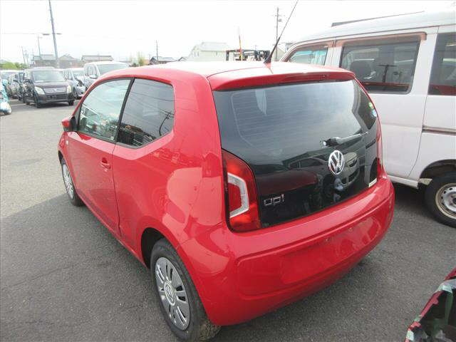 Volkswagen up! 2012