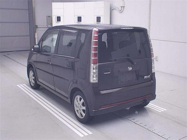 Daihatsu Move 2006