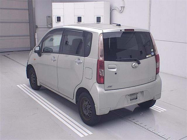 Daihatsu Move 2011
