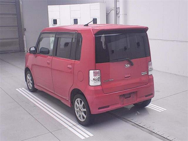 Daihatsu Move Conte 2011
