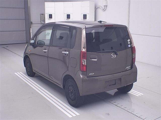 Daihatsu Move 2011