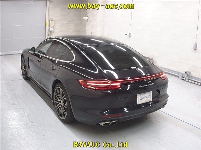Porsche Panamera 2019