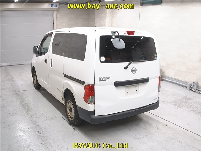Nissan NV200 2015