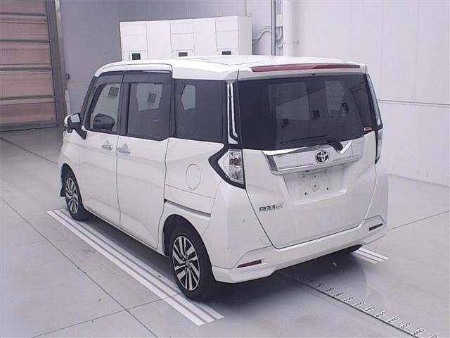 Toyota Roomy 2021